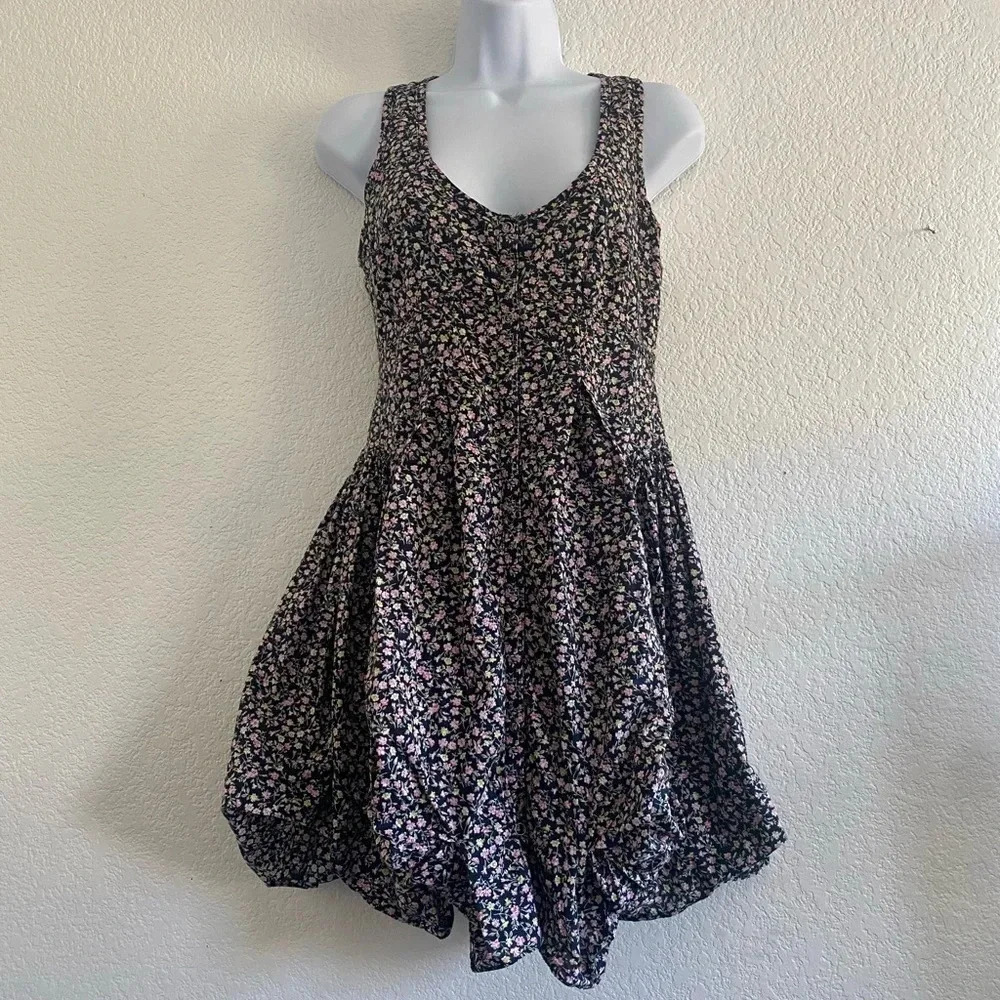 Anthropologie Maeve Alyssum Black Sleeveless Floral Snap Front Dress | Size 0 - Picture 3 of 11